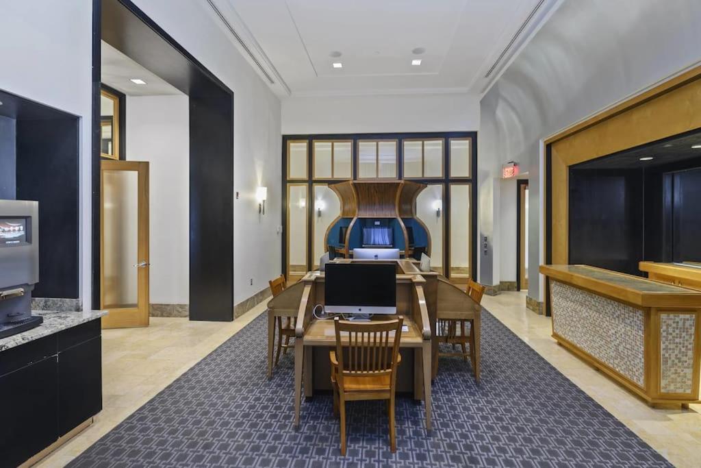Pentagon City Comfort Modern Stay Arlington Exterior photo
